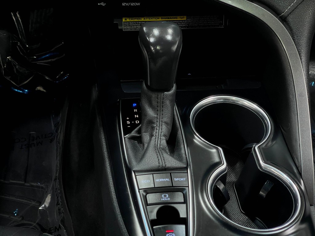 2020 Toyota Camry Image 27