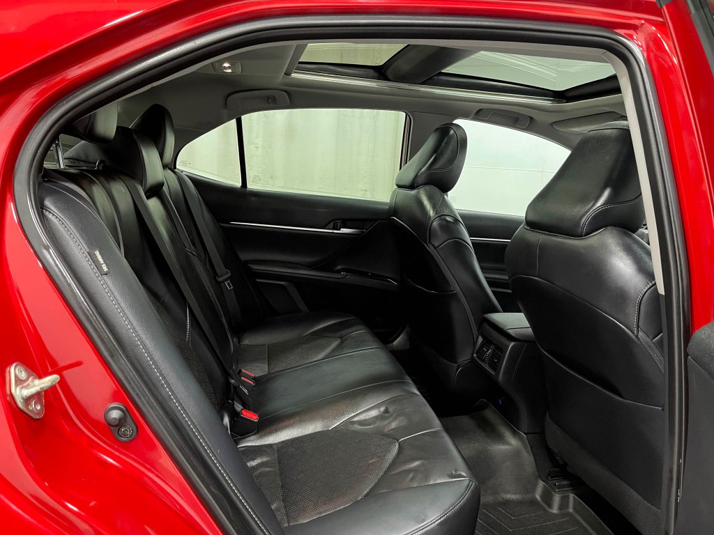 2020 Toyota Camry Image 29