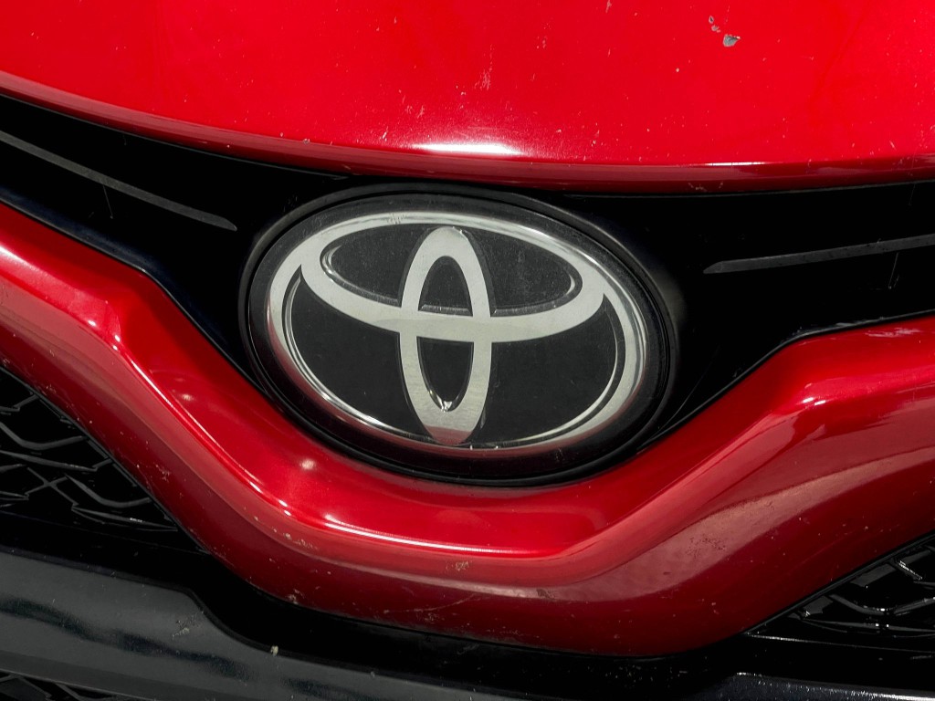 2020 Toyota Camry Image 36