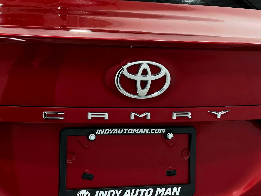 2020 Toyota Camry Image 37