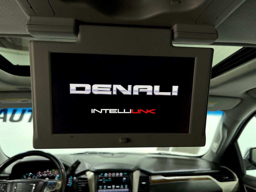 2020 GMC Yukon Image 12