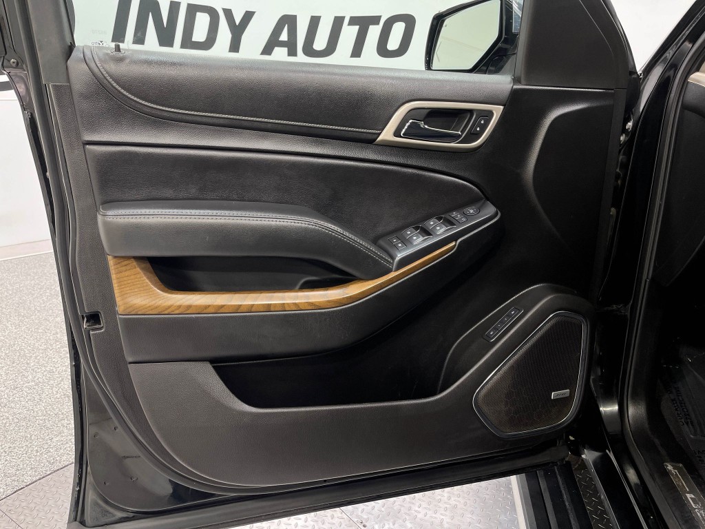 2020 GMC Yukon Image 16