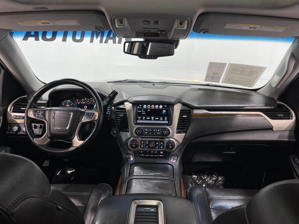 2020 GMC Yukon Image 20