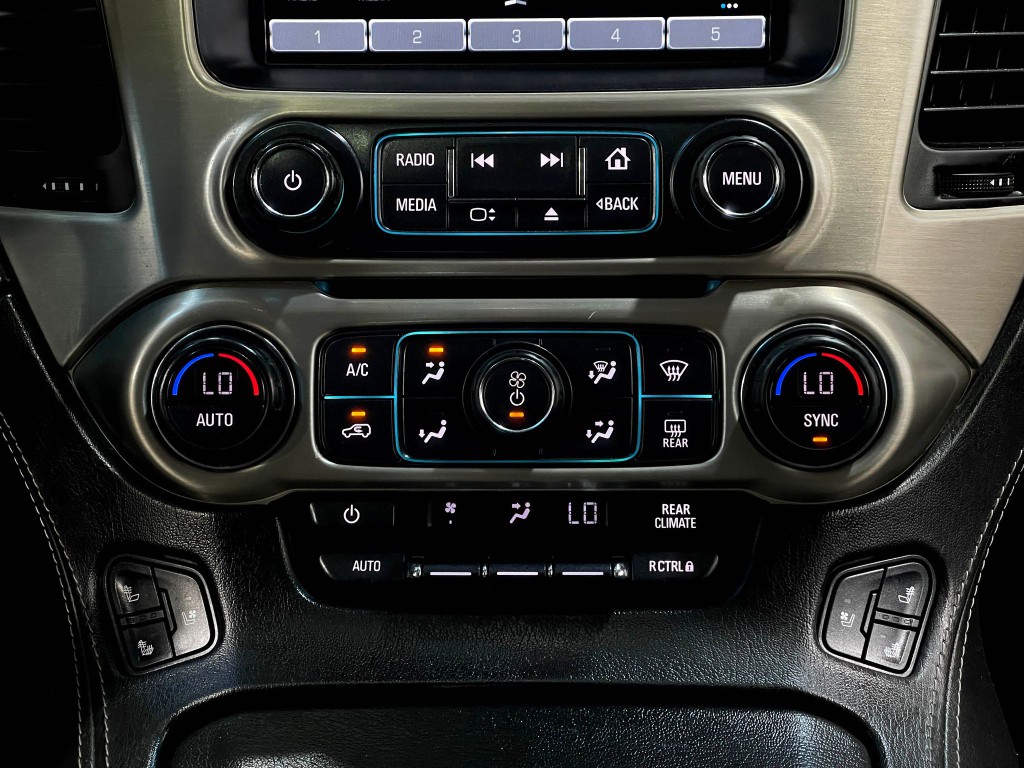 2020 GMC Yukon Image 26
