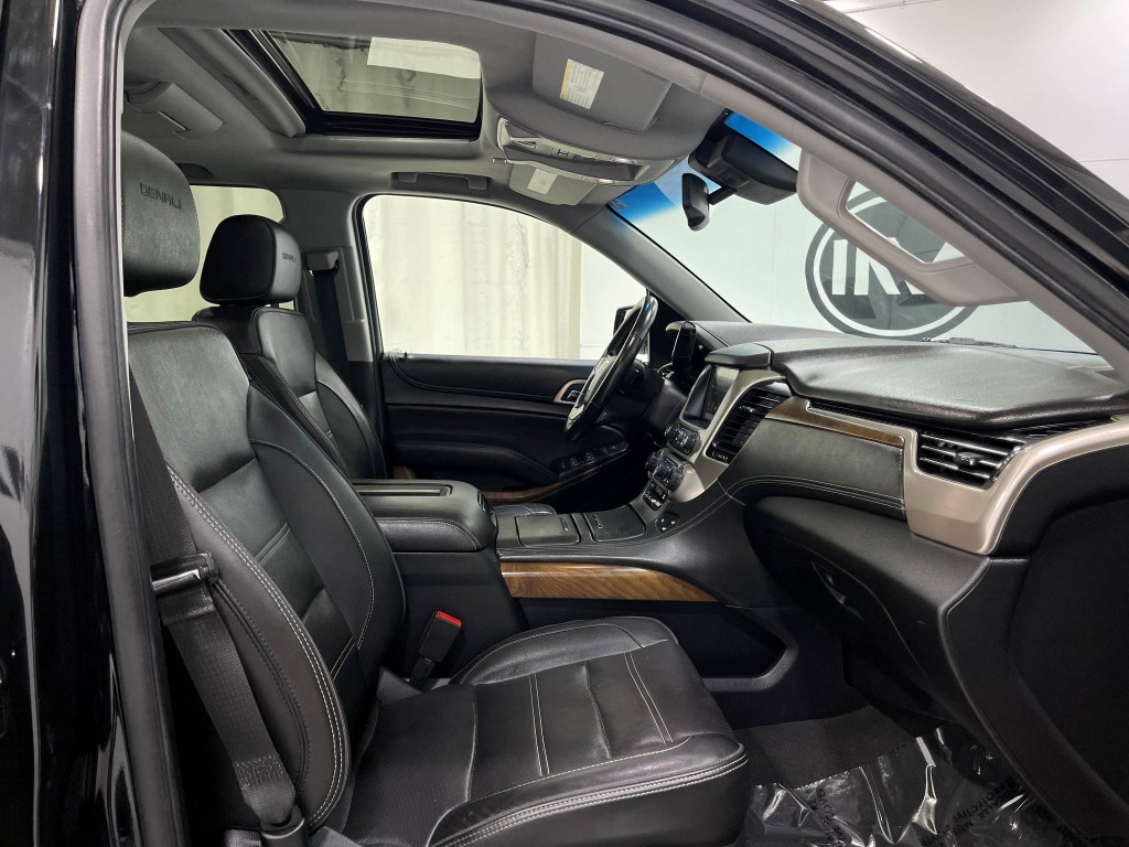 2020 GMC Yukon Image 35