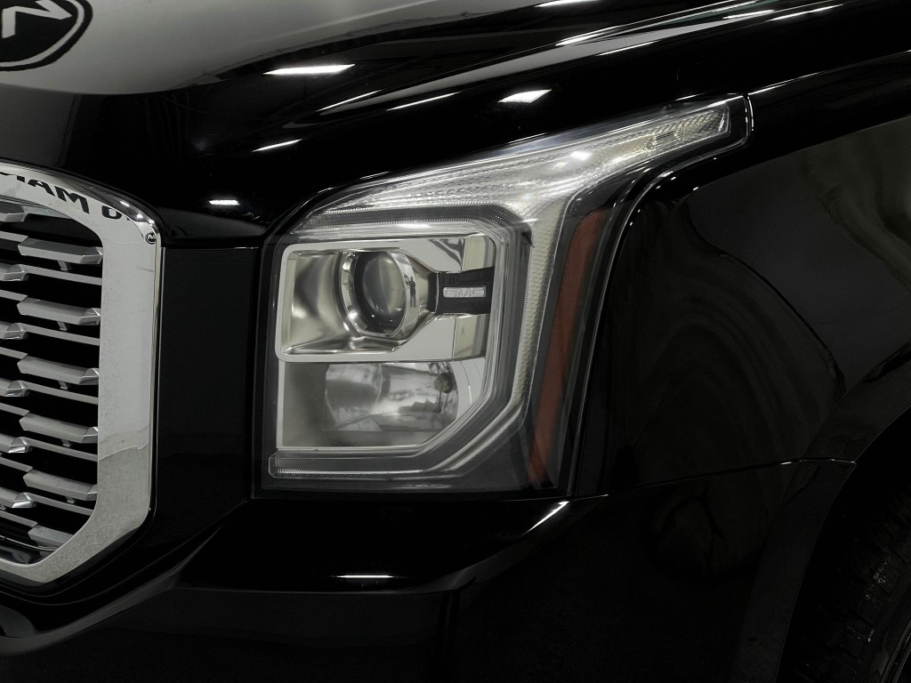 2020 GMC Yukon Image 36