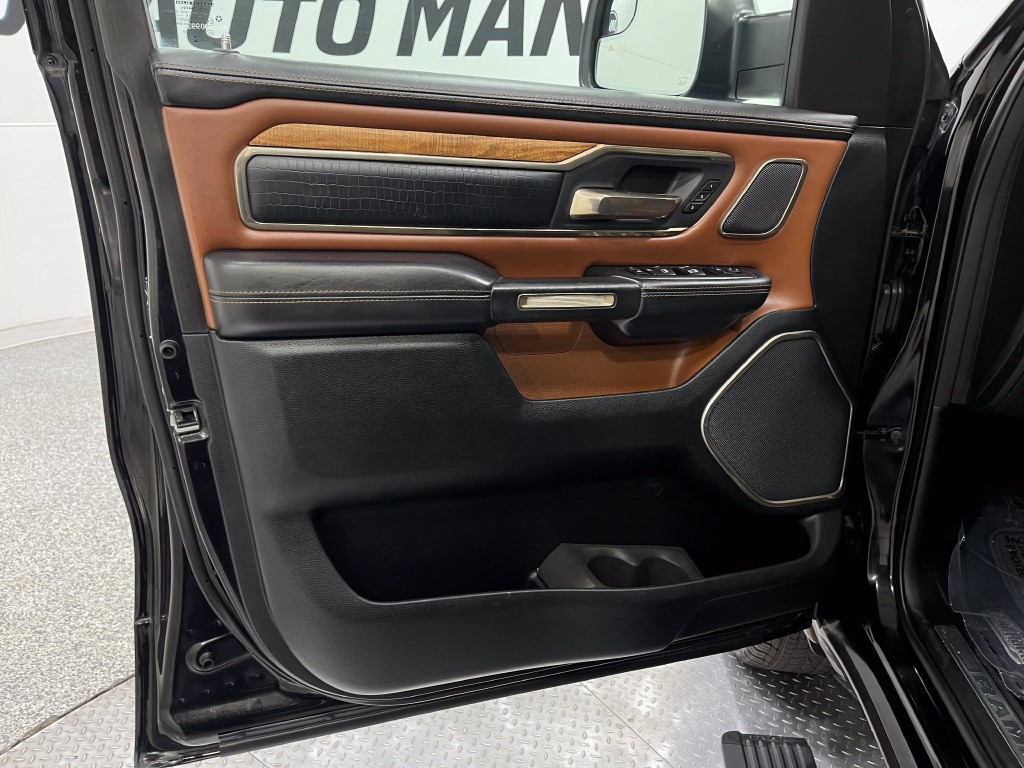 2020 RAM 1500 Image 15