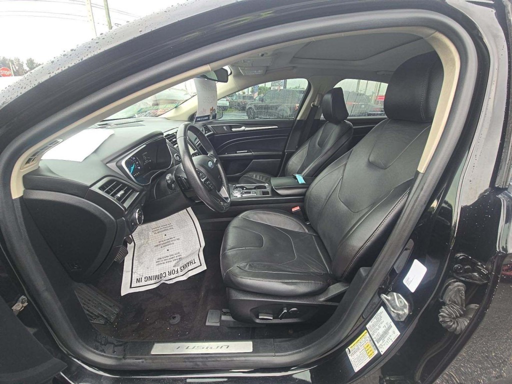 2020 Ford Fusion Image 5