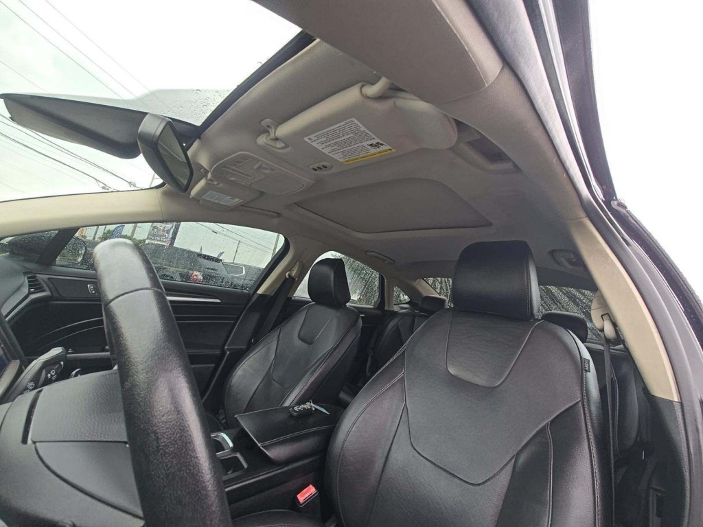 2020 Ford Fusion Image 6
