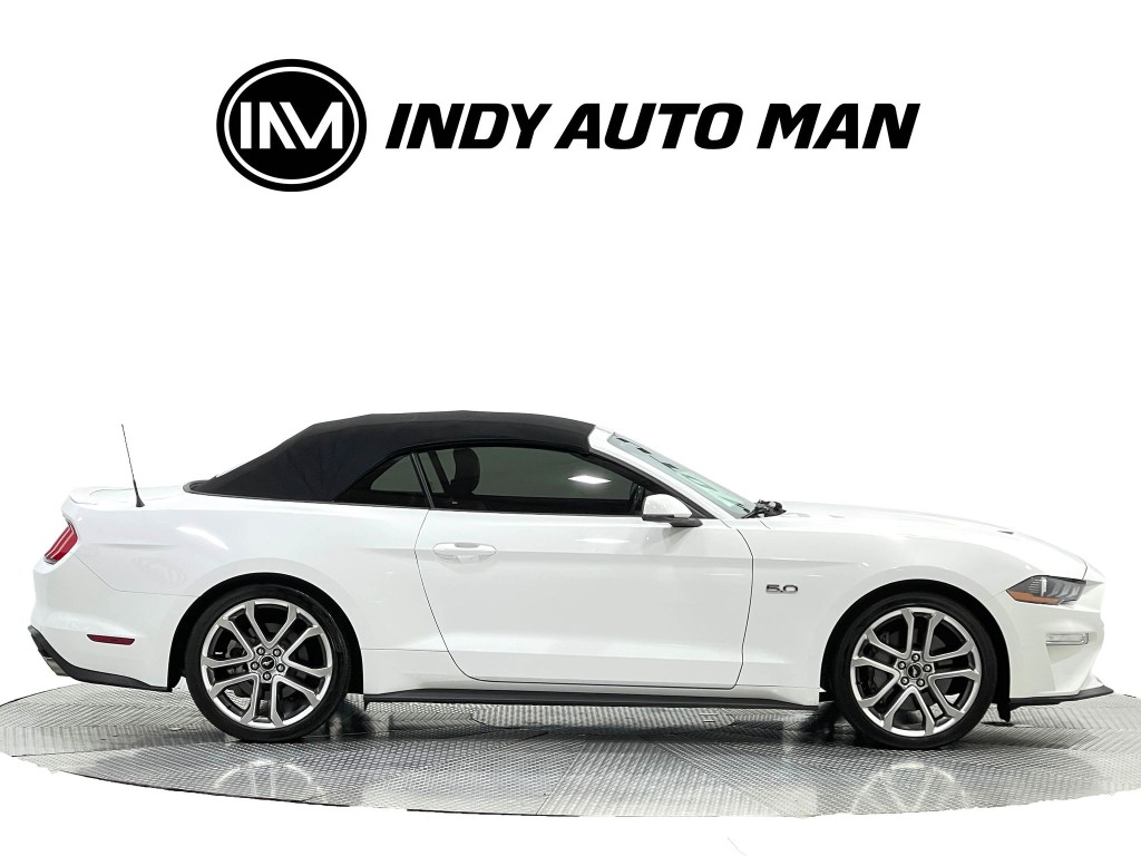 2019 Ford Mustang Image 3