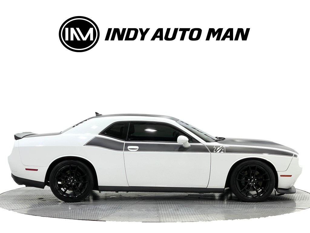 2021 Dodge Challenger Image 3