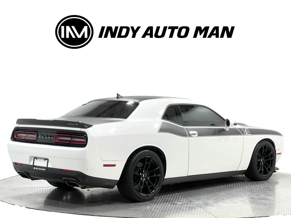 2021 Dodge Challenger Image 4
