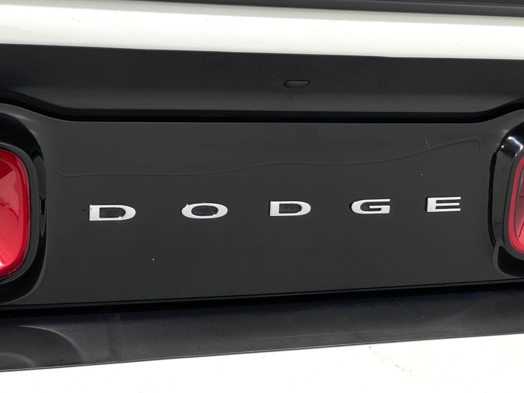 2021 Dodge Challenger Image 35