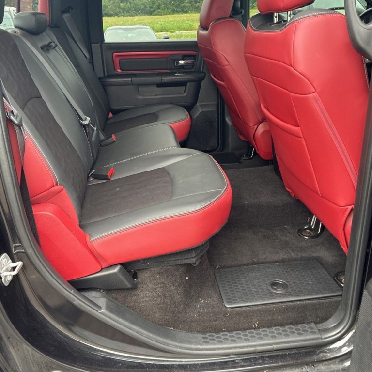 2017 RAM 1500 Image 12