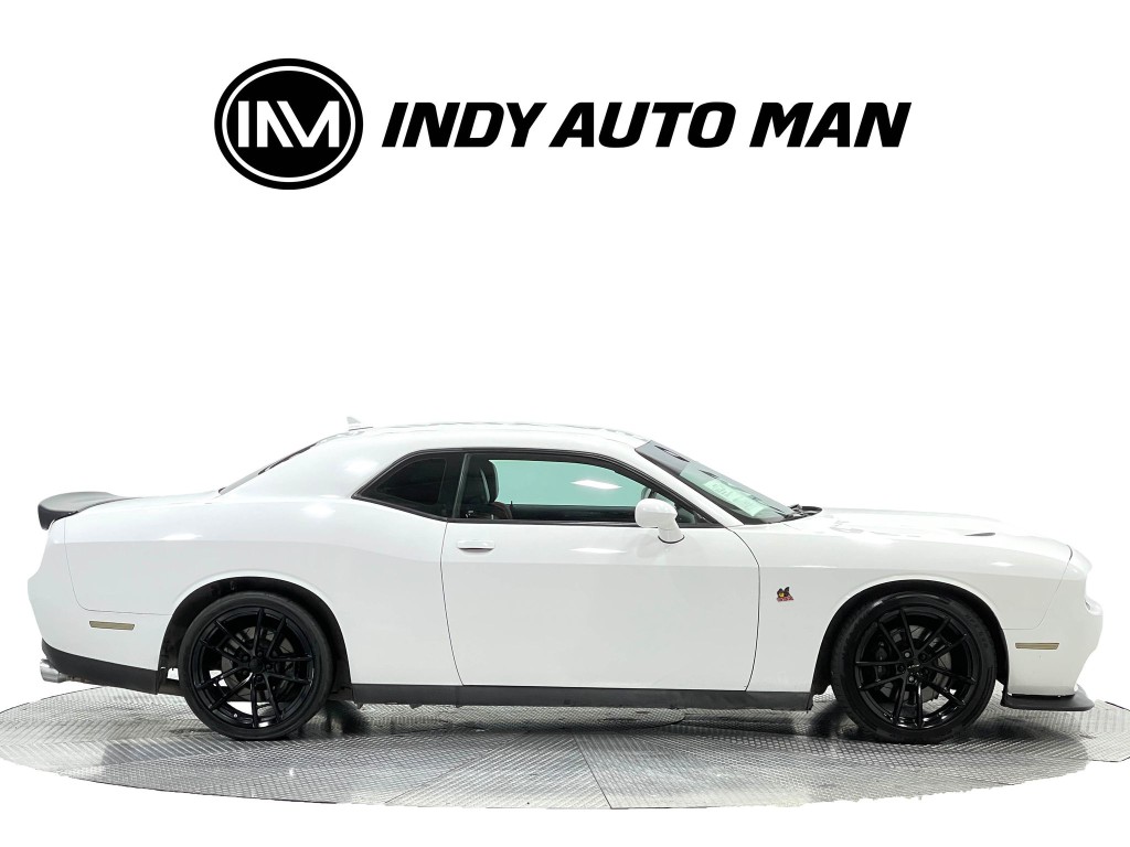 2019 Dodge Challenger Image 3
