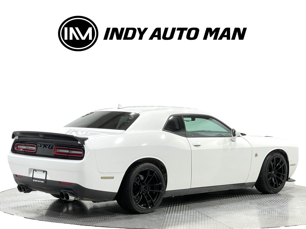 2019 Dodge Challenger Image 4
