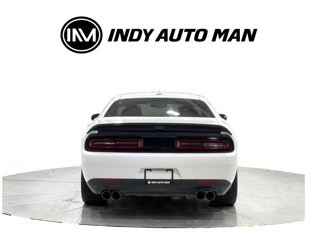 2019 Dodge Challenger Image 5