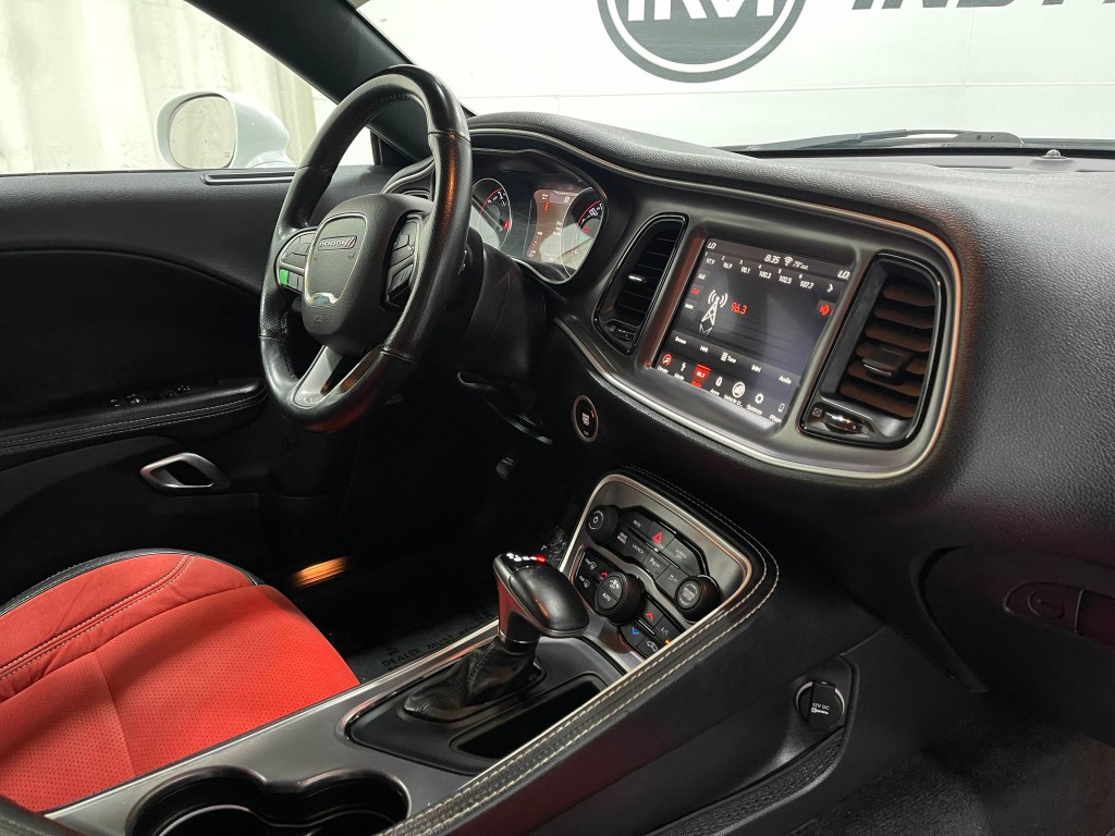 2019 Dodge Challenger Image 17
