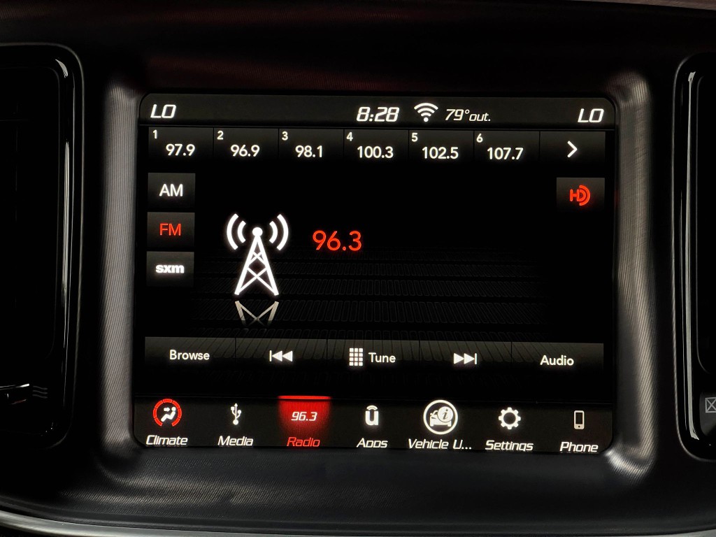 2019 Dodge Challenger Image 21