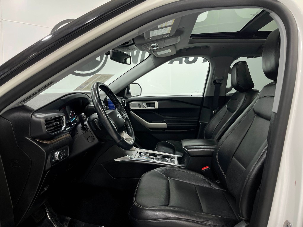 2021 Ford Explorer Image 13