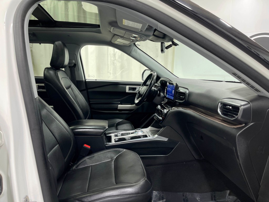 2021 Ford Explorer Image 34