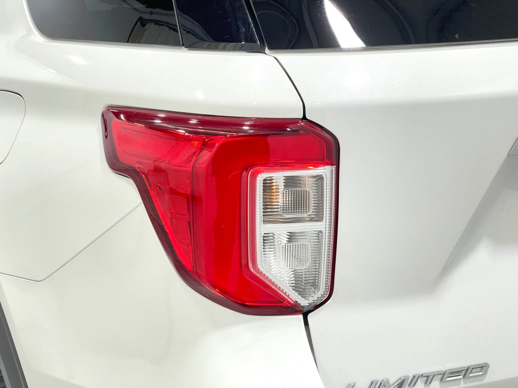 2021 Ford Explorer Image 36