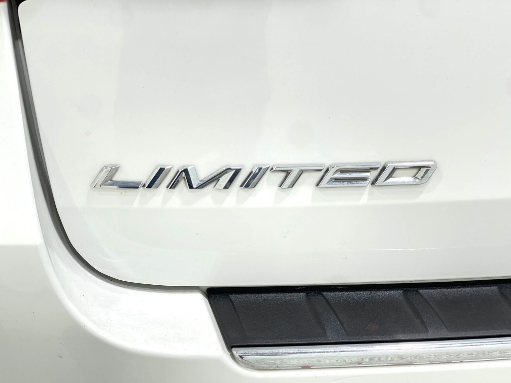 2021 Ford Explorer Image 42