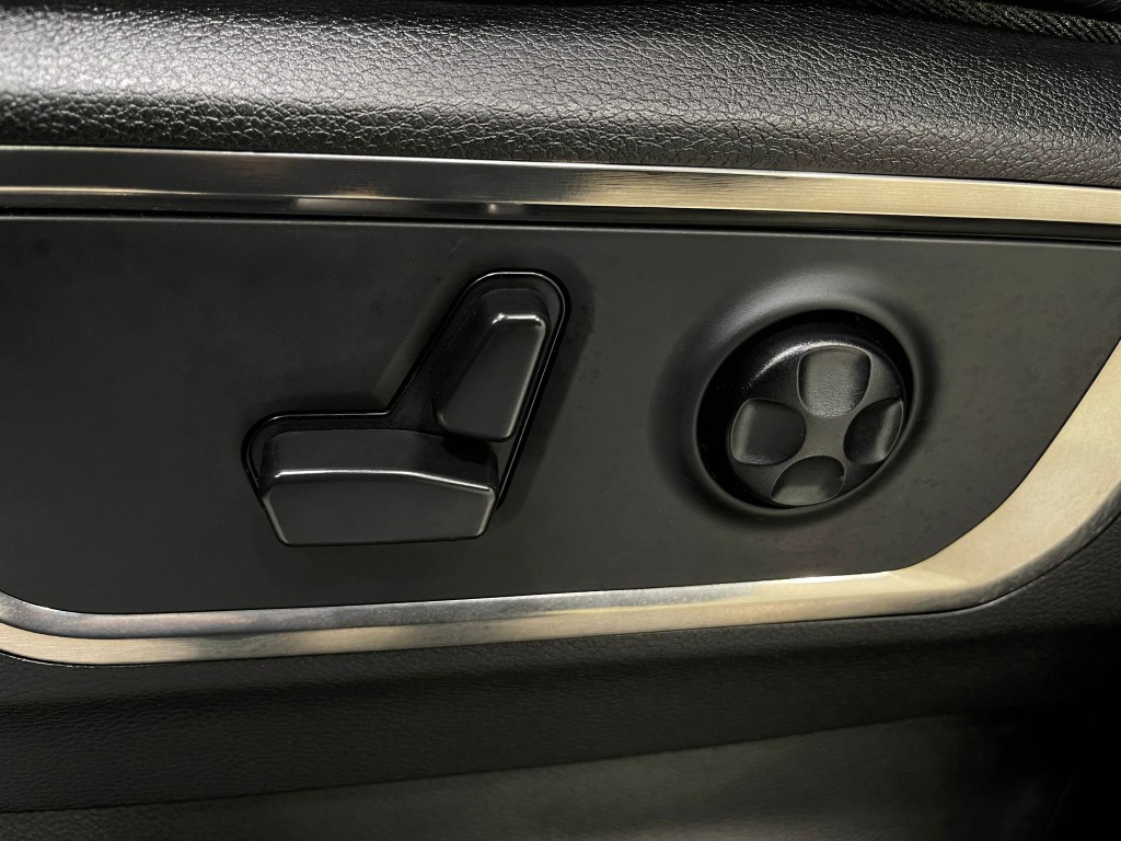 2021 RAM 1500 Image 17