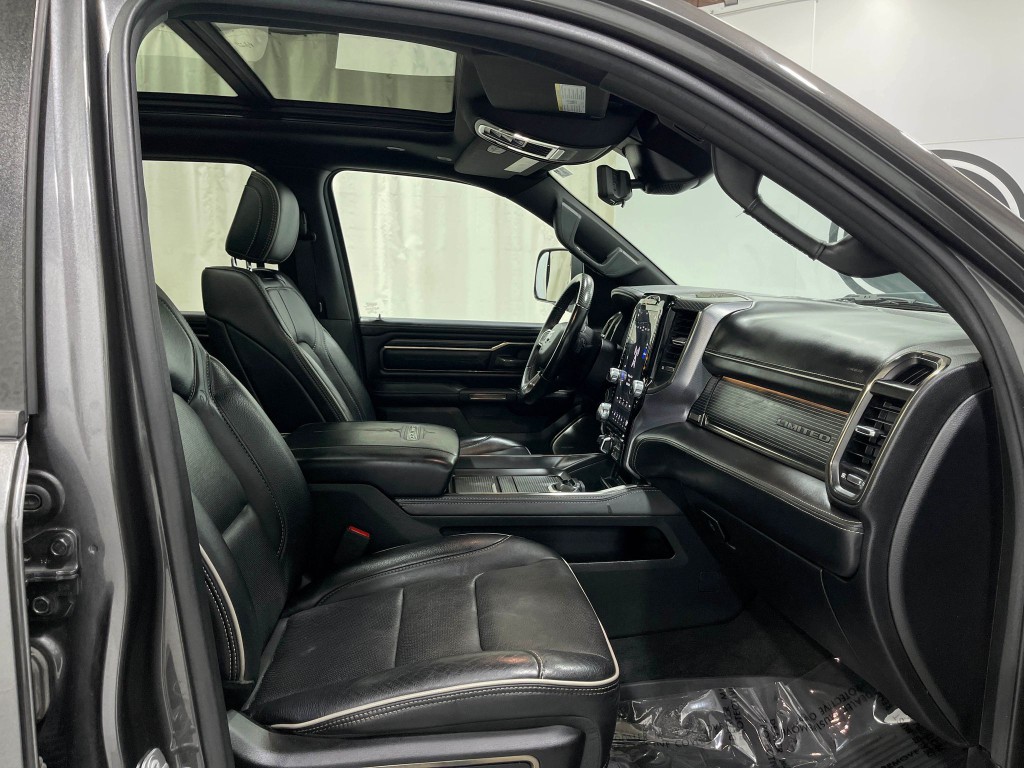 2021 RAM 1500 Image 32