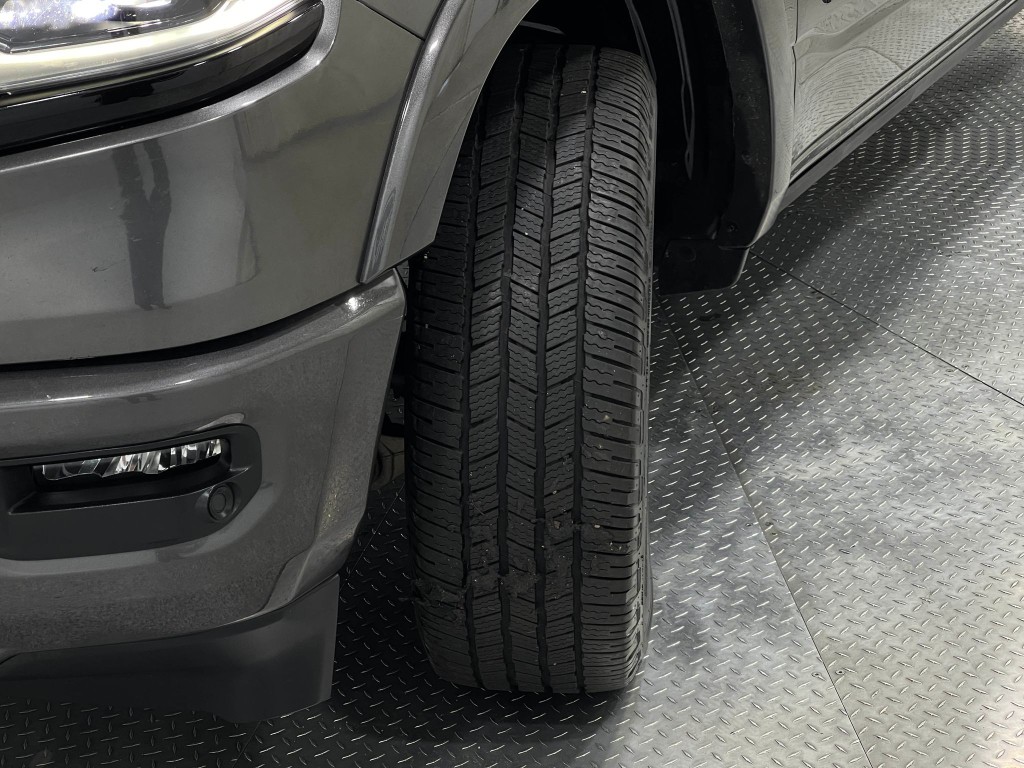 2021 RAM 1500 Image 36