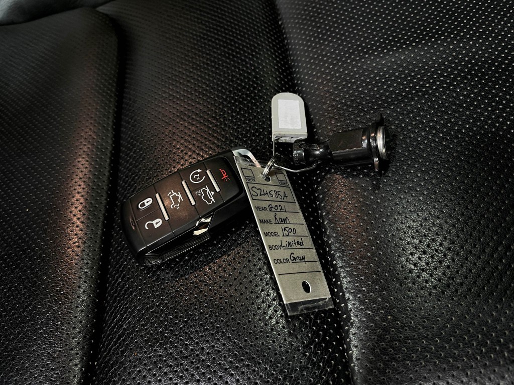 2021 RAM 1500 Image 37