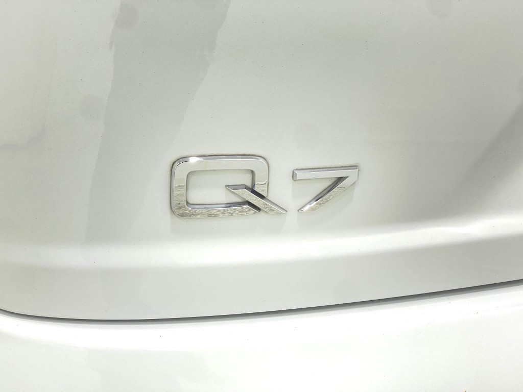 2018 Audi Q7 Image 41
