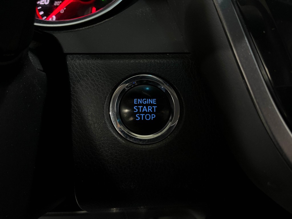 2018 Toyota Camry Image 20