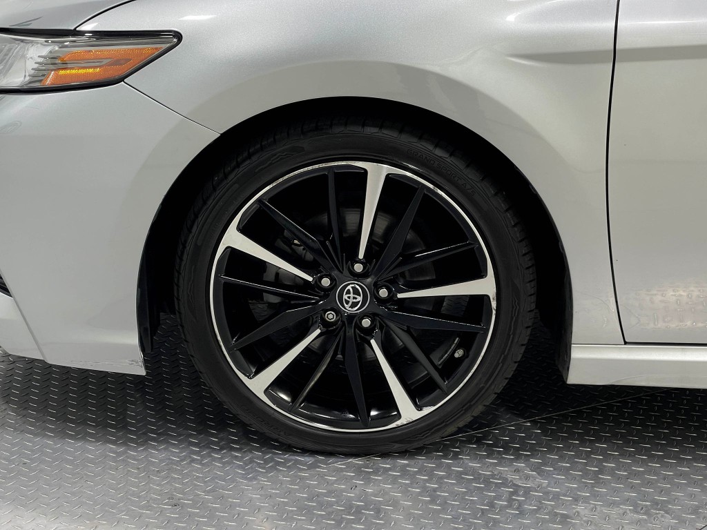 2018 Toyota Camry Image 33