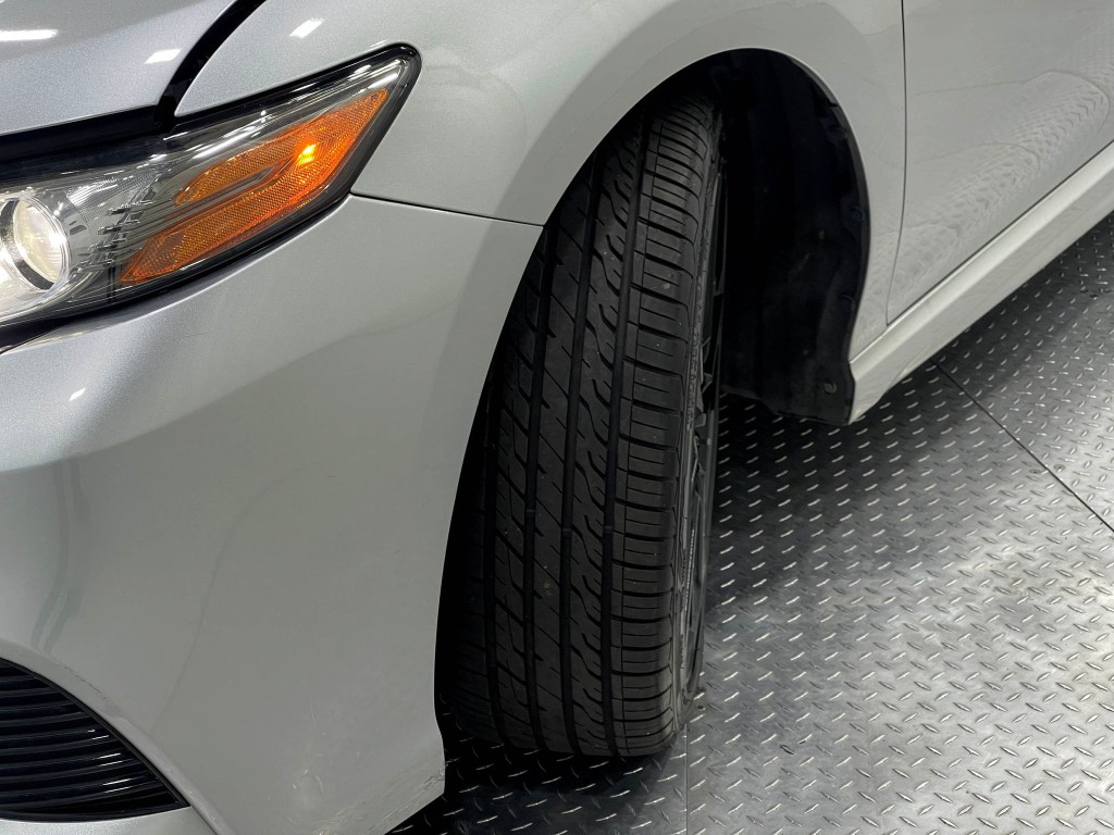 2018 Toyota Camry Image 34