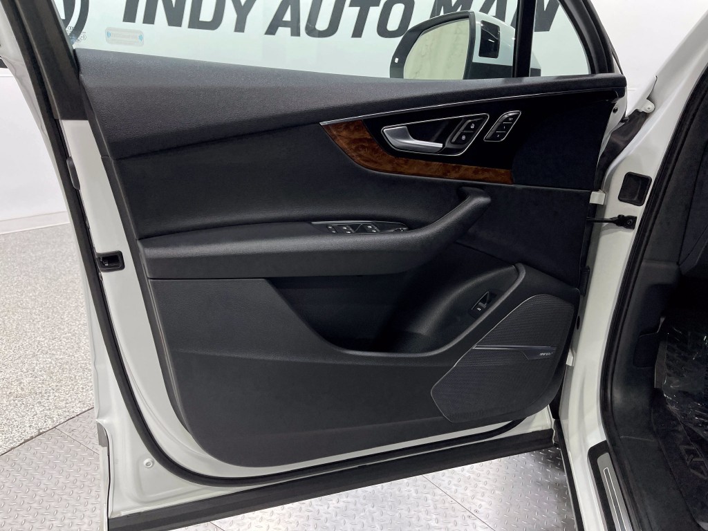 2018 Audi Q7 Image 15