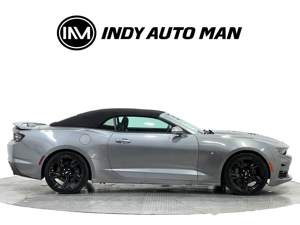 2019 Chevrolet Camaro Image 3