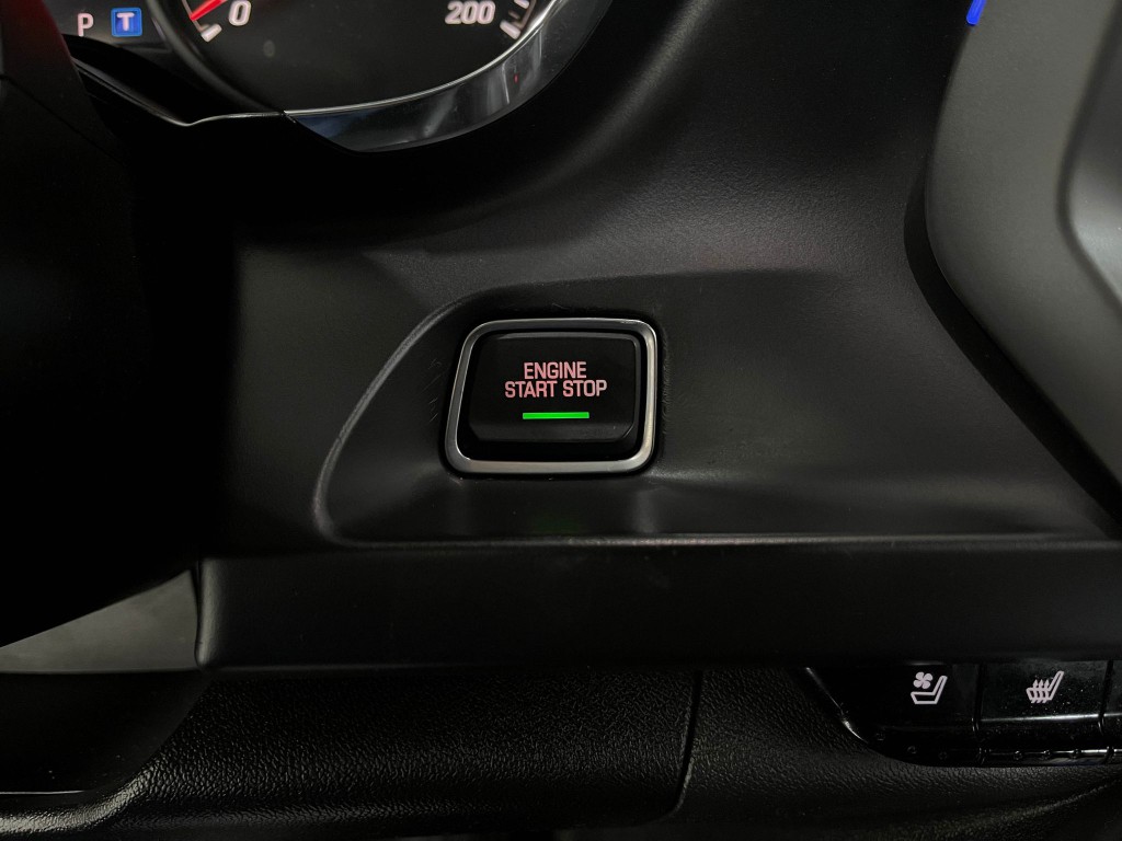 2019 Chevrolet Camaro Image 17