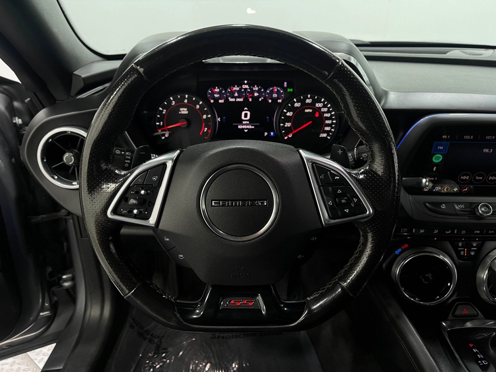 2019 Chevrolet Camaro Image 18