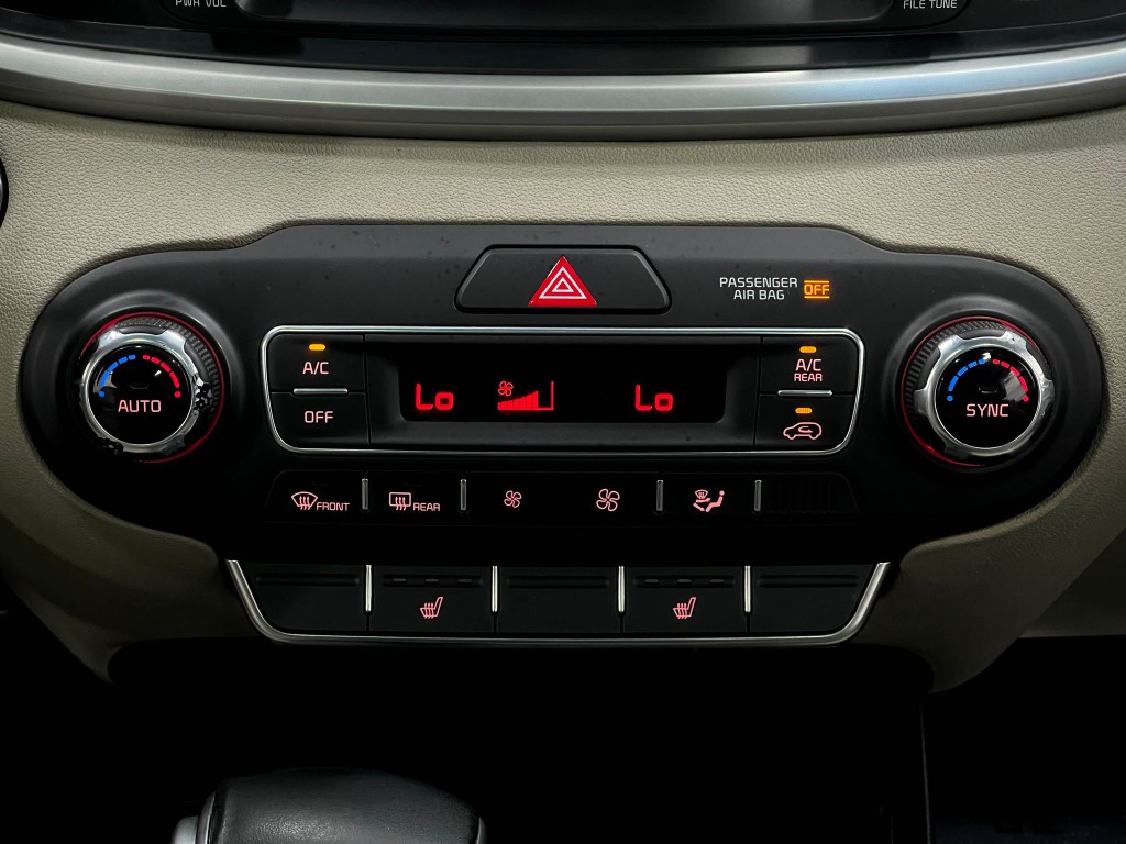2019 Kia Sorento Image 24