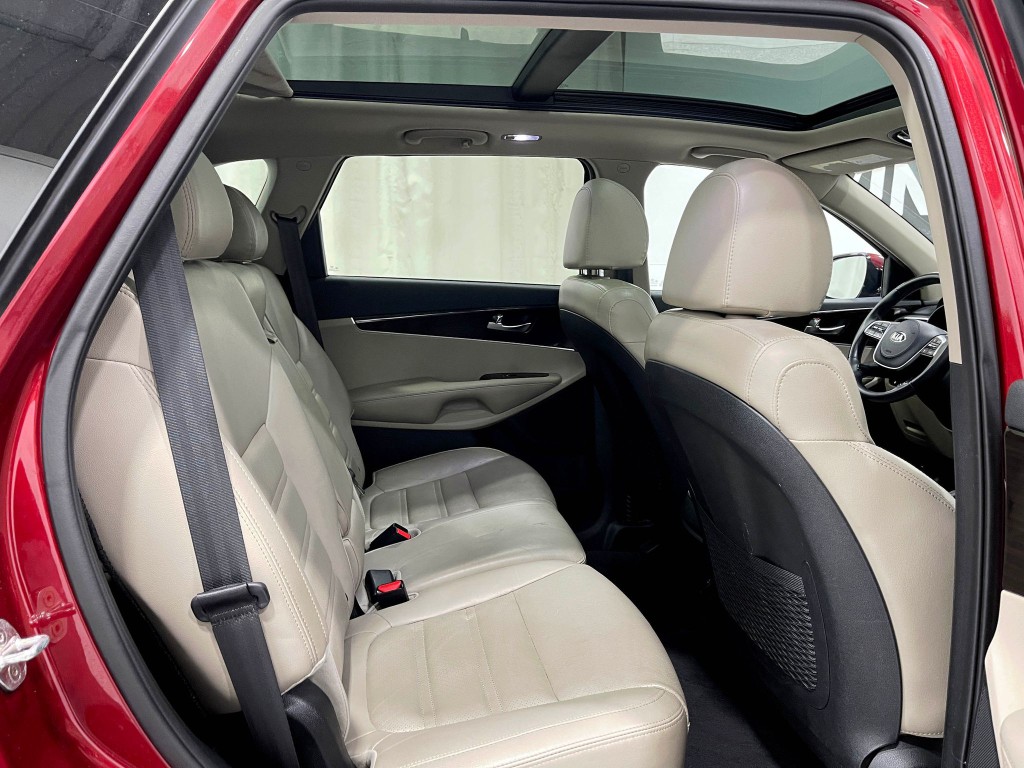 2019 Kia Sorento Image 30