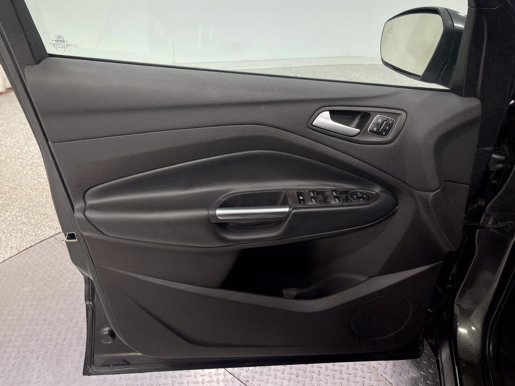 2019 Ford Escape Image 15