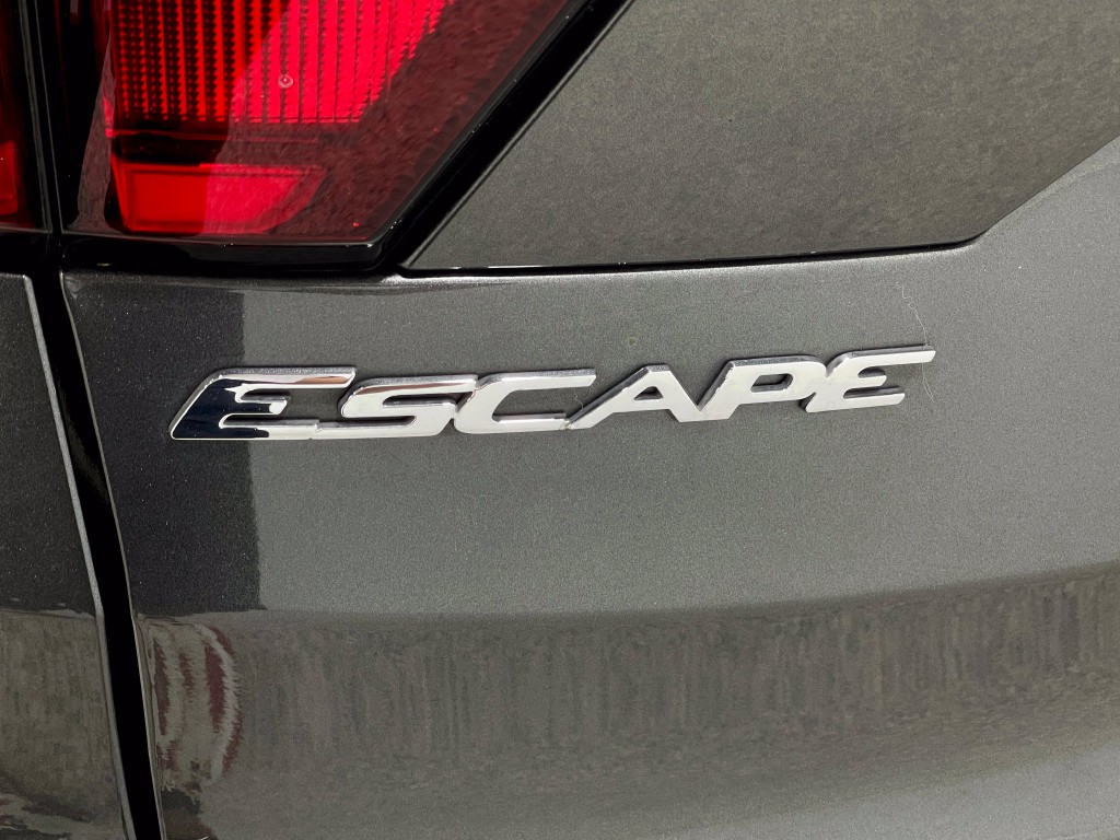 2019 Ford Escape Image 39