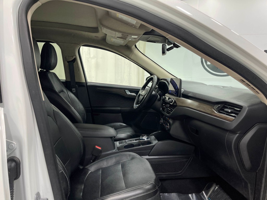 2020 Ford Escape Image 31