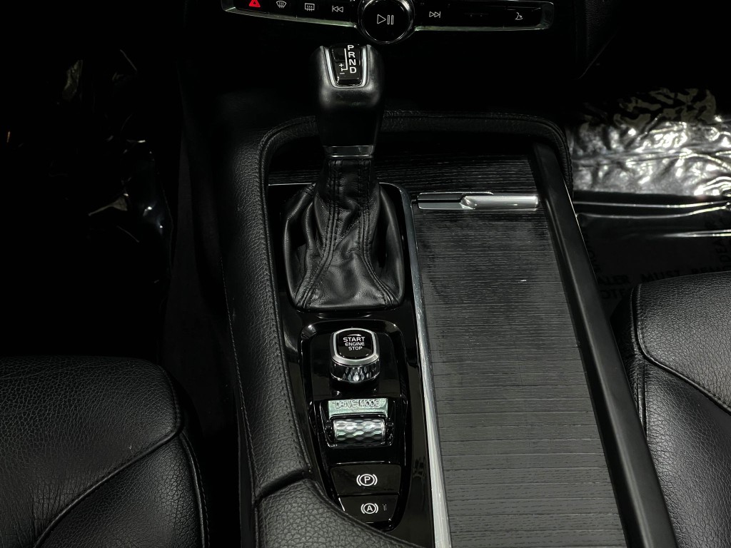 2020 Volvo XC90 Image 29