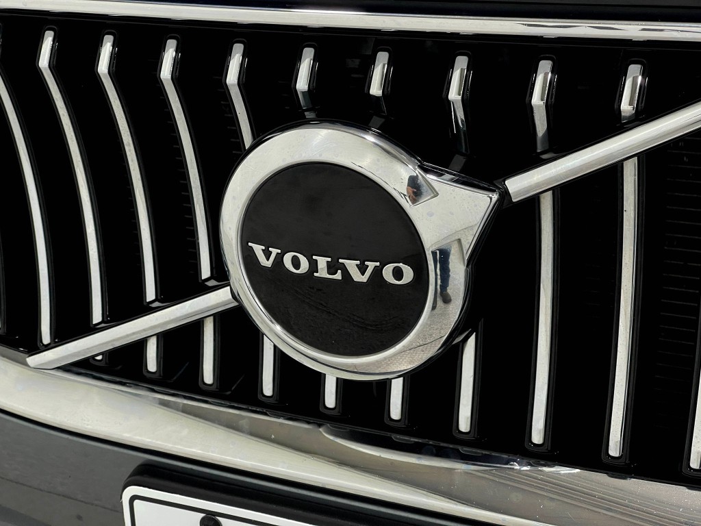 2020 Volvo XC90 Image 40