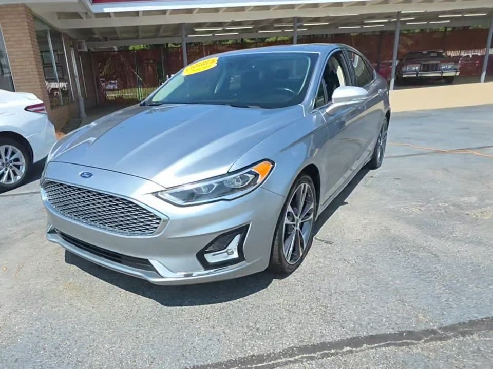 2020 Ford Fusion Image 2