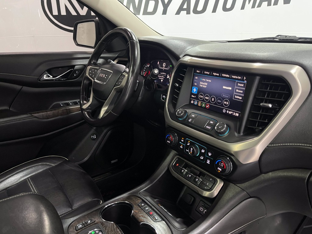 2020 GMC Acadia Image 20