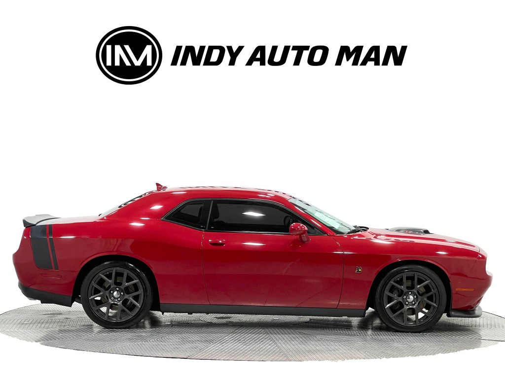 2016 Dodge Challenger Image 3