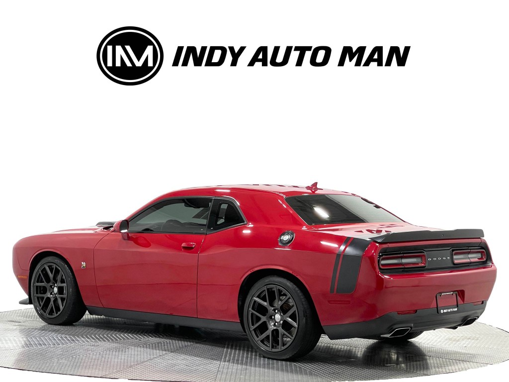 2016 Dodge Challenger Image 6